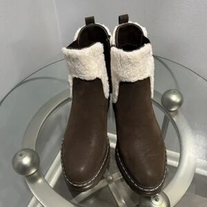 Pierre Dumas Chocolate and Ivory Winter Boots